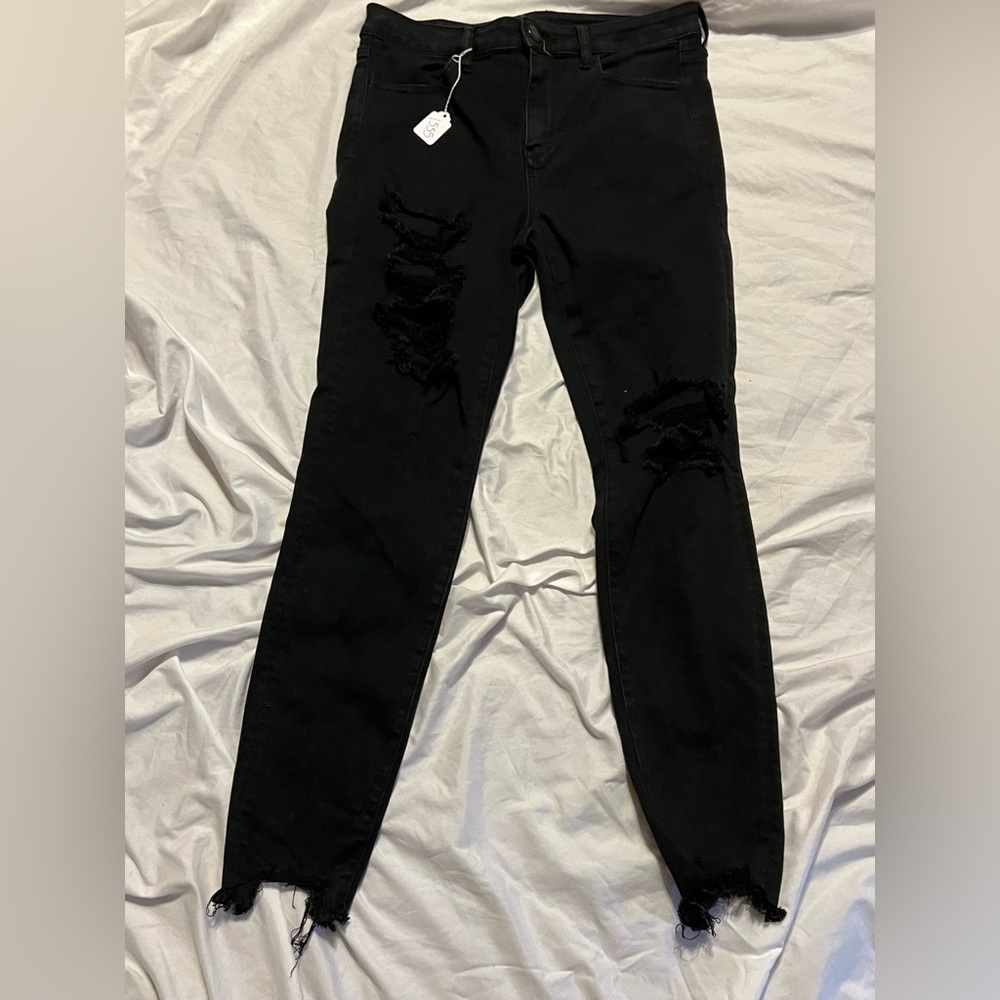 EUC American Eagle Outfitter’s denim jeans. Size 10.